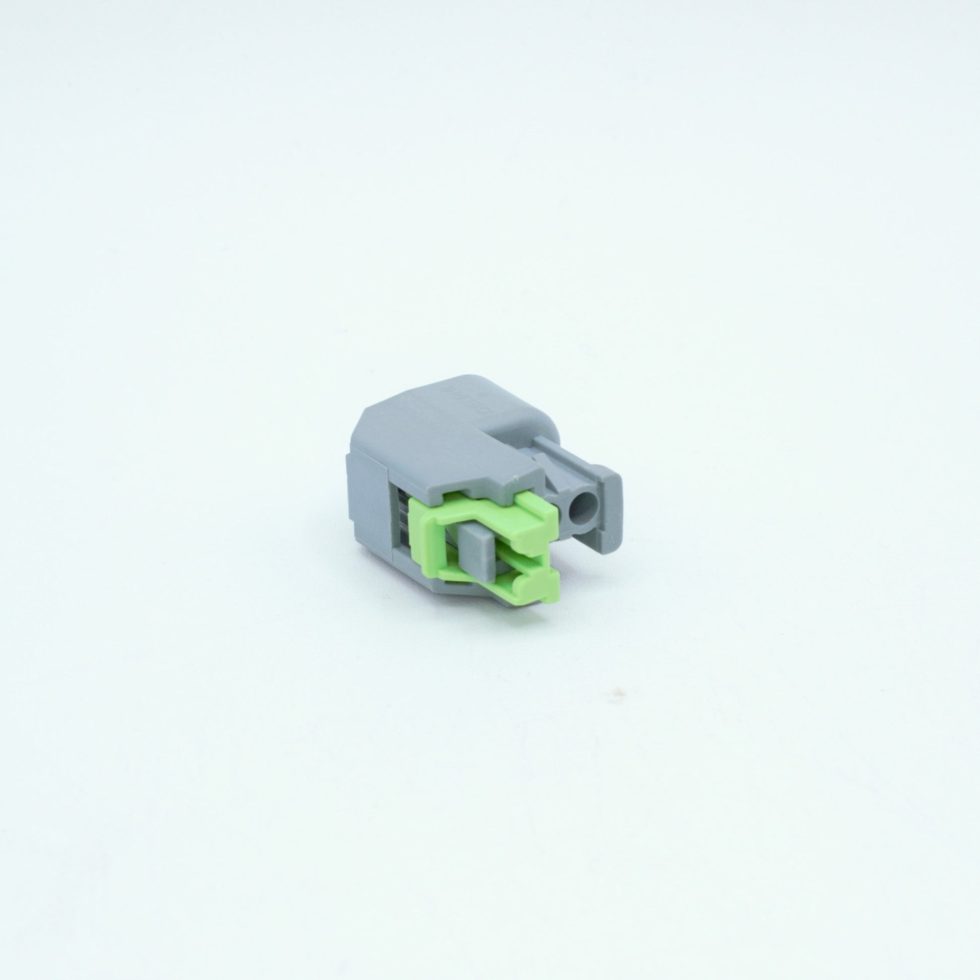 GM LS injector connector for EV6 USCAR type injectors.
Grey with a white TPA and a green TPA. Made by Delphi GT150 series 2 pin way terminal, sealed
Set comes with terminals and seals
can be used with most OEM and aftermarket USCAR injectors
avaliable as a set of 4,6 or 8