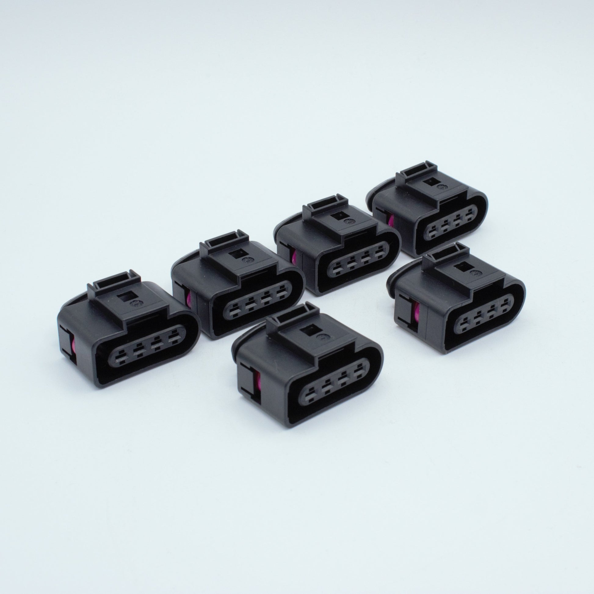Set of 6 R8 Audi VW ignition coil connectors
4 way terminal pin sealed
Black with purple violet TPA
uses MCP JPT terminals
Made by FEP Bosch VW VAG
coils from 2.0T and 1.8T Golf Jetta as well as V8 Audi R8 V10 Lamborghini

Great upgrade for JZ RB SR 7M and UZ engines
sold as a set of 4 6 or 8 with terminals and seals