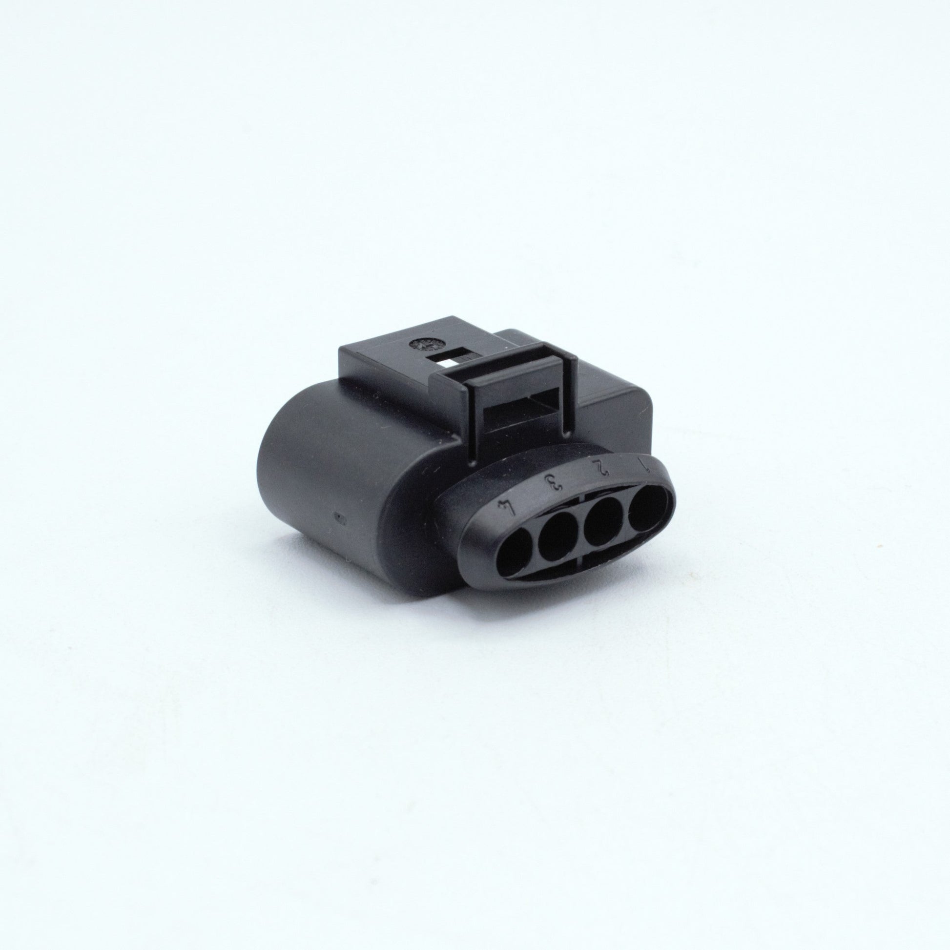 R8 Audi VW ignition coil connector
4 way terminal pin sealed
Black with purple violet TPA
uses MCP JPT terminals
Made by FEP Bosch VW VAG
coils from 2.0T and 1.8T Golf Jetta as well as V8 Audi R8 V10 Lamborghini

Great upgrade for JZ RB SR 7M and UZ engines
sold as a set of 4 6 or 8 with terminals and seals